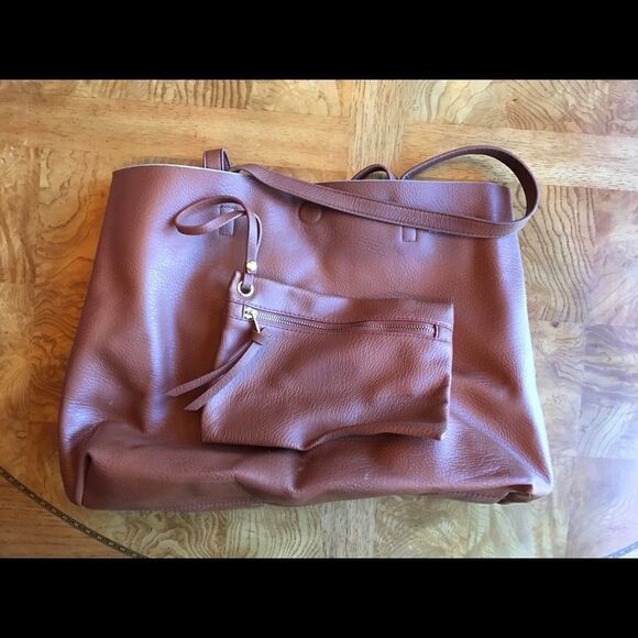 REVERSIBLE TOTE !  - Picture 5 of 8